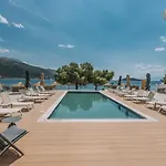 Aparthotel Bay 3*