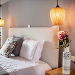 Aparthotel Bay Trizonía