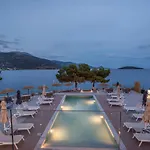 Aparthotel Bay