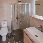 Bay 3* Trizonía